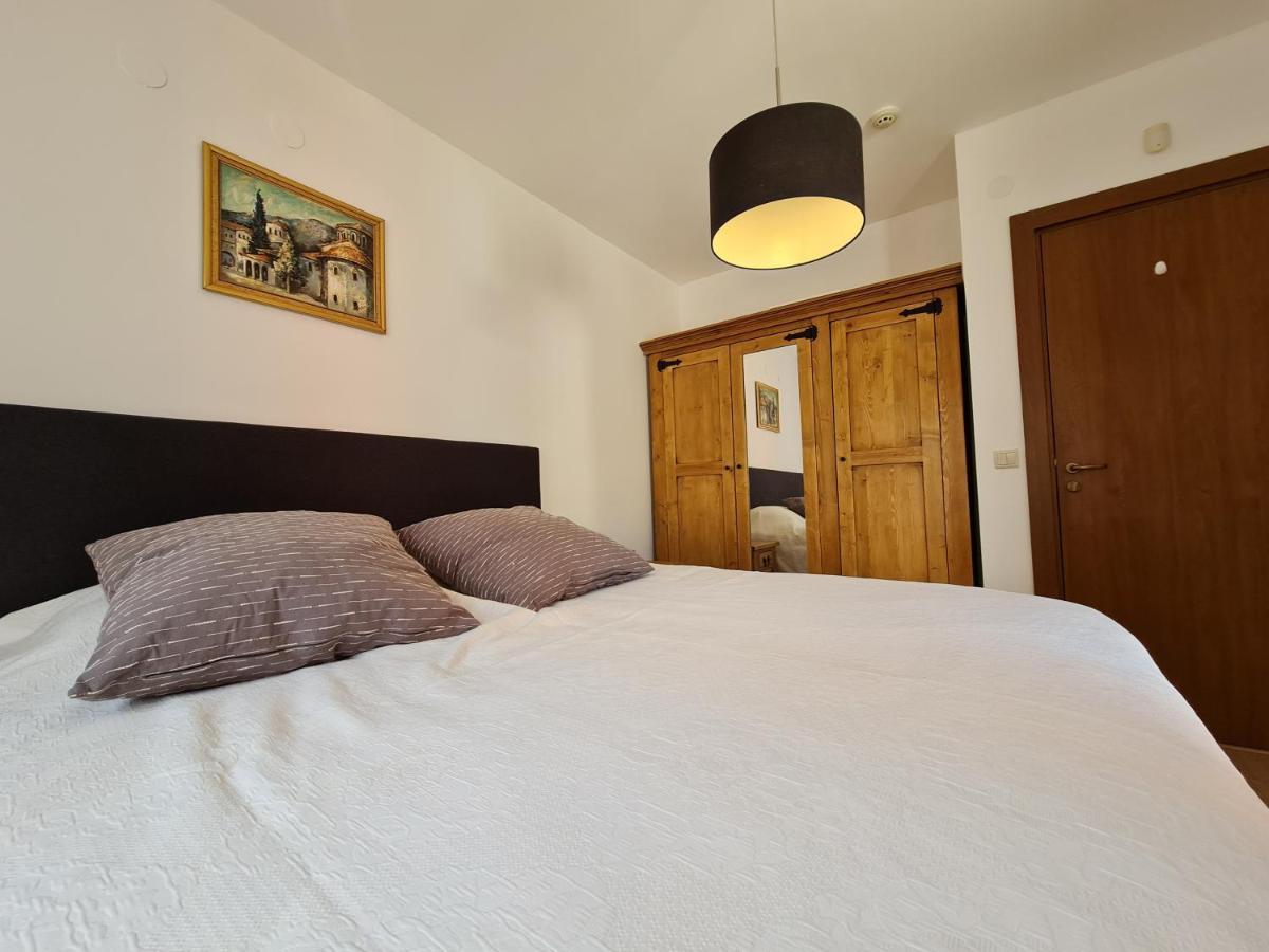 Pirin Golf Apartment Home With Private Garden 반스코 외부 사진